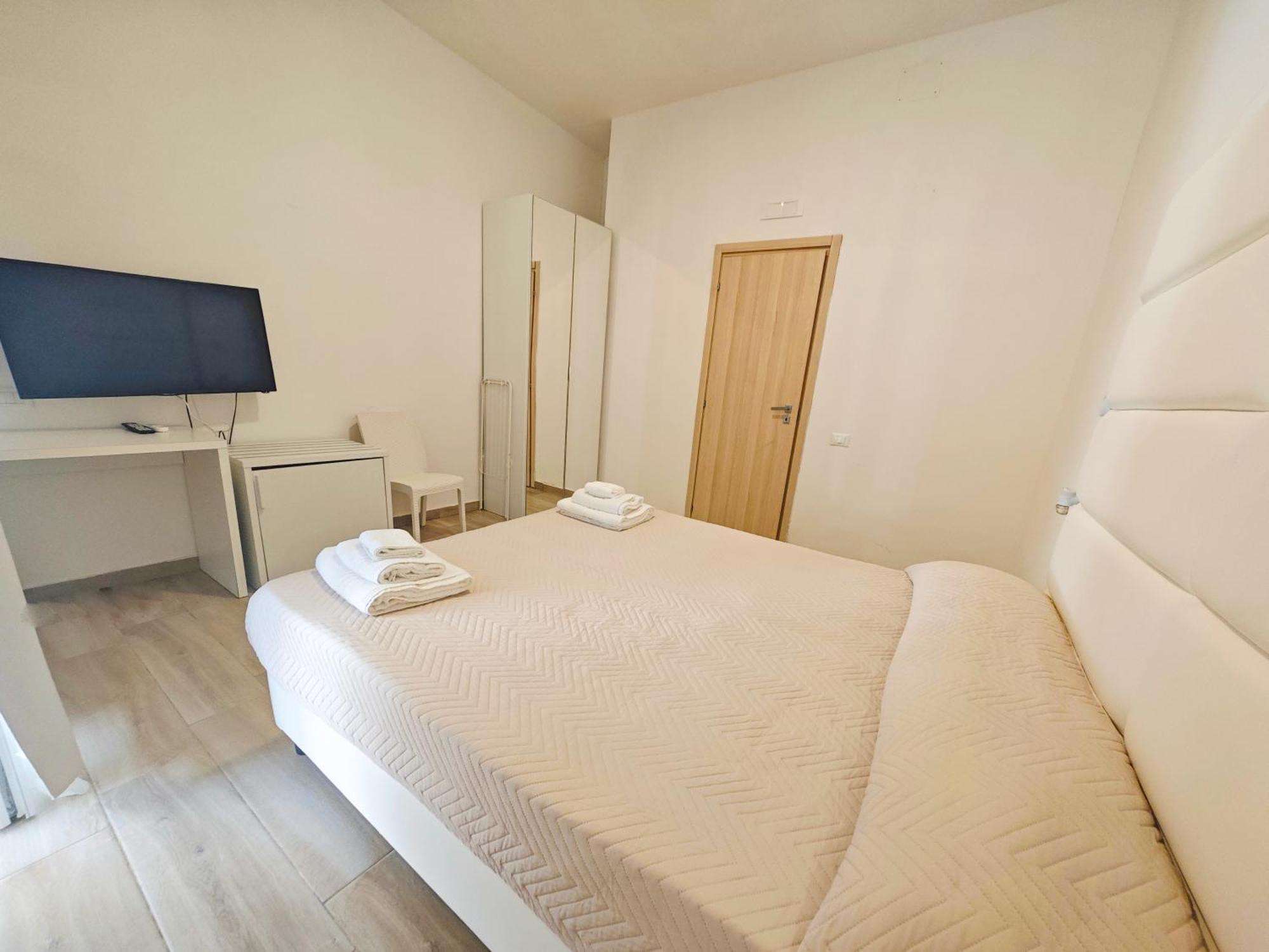 Hotel Artemide Mare Paestum Habitación foto